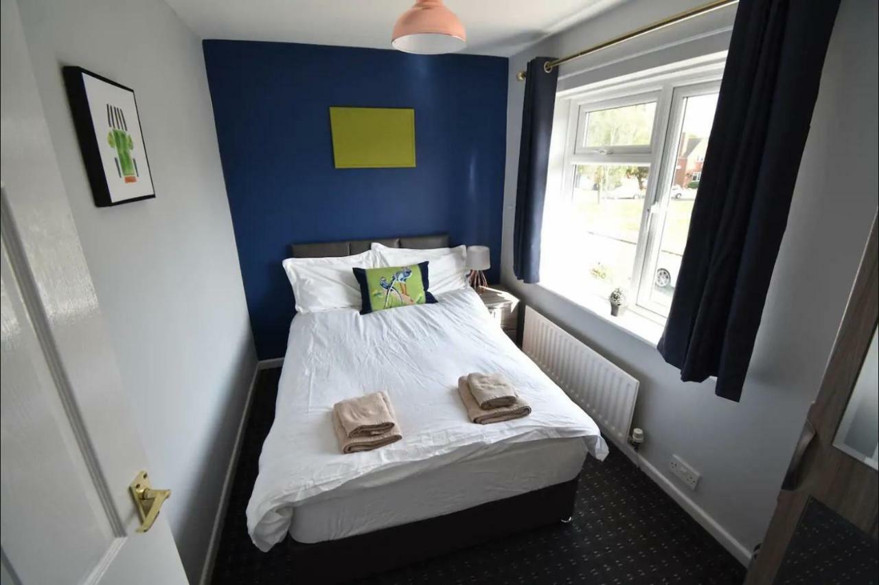 3-Bedroom Comfy Home in Solihull Eksteriør bilde